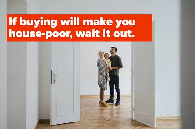 8 Signs You’re Ready To Buy A House (and 5 Signs You’re Not), According To An Expert