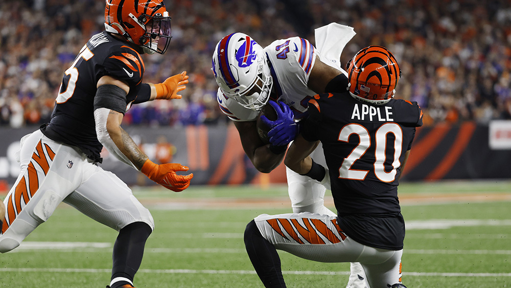 NFL Announces Bills-Bengals Game Will Not Be Rescheduled Following Damar Hamlin Injury