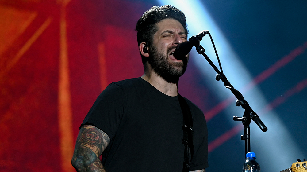 Joe Trohman Steps Away From Fall Out Boy, Cites ‘Rapidly Deteriorated’ Mental Health: I Will ‘One-Hundred Percent’ Return