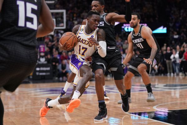 Kings heated as last-second foul call lifts Lakers