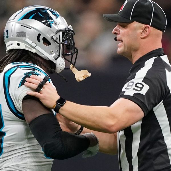 Saints’ Davenport and Panthers’ Foreman ejected