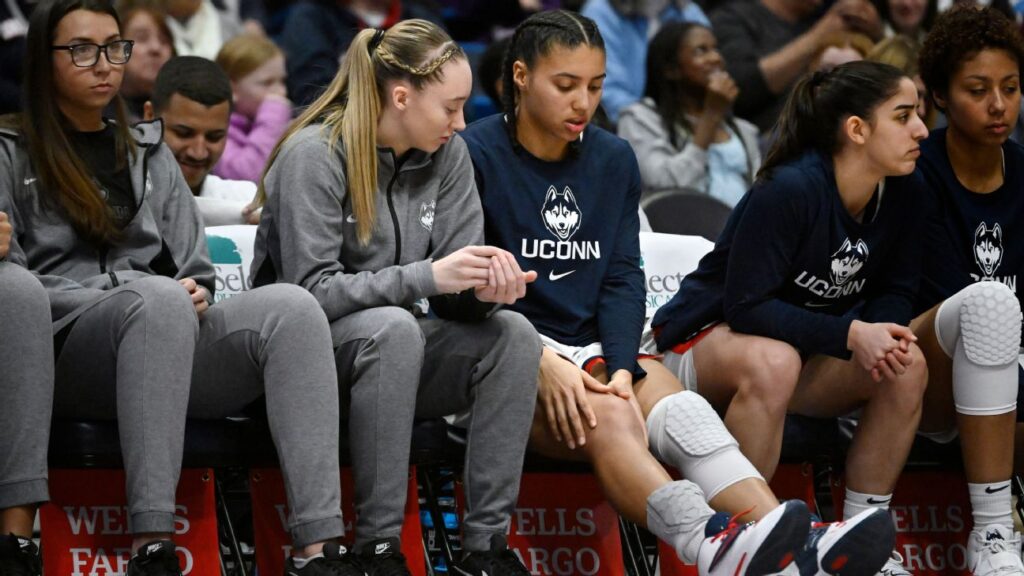 Women: UConn injuries, uncertainty keep the Huskies on 2-seed line