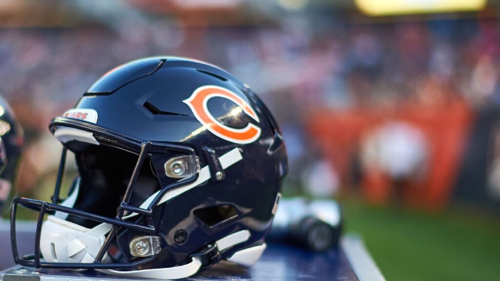 Bears clinch No. 1 pick with loss, Texans’ victory