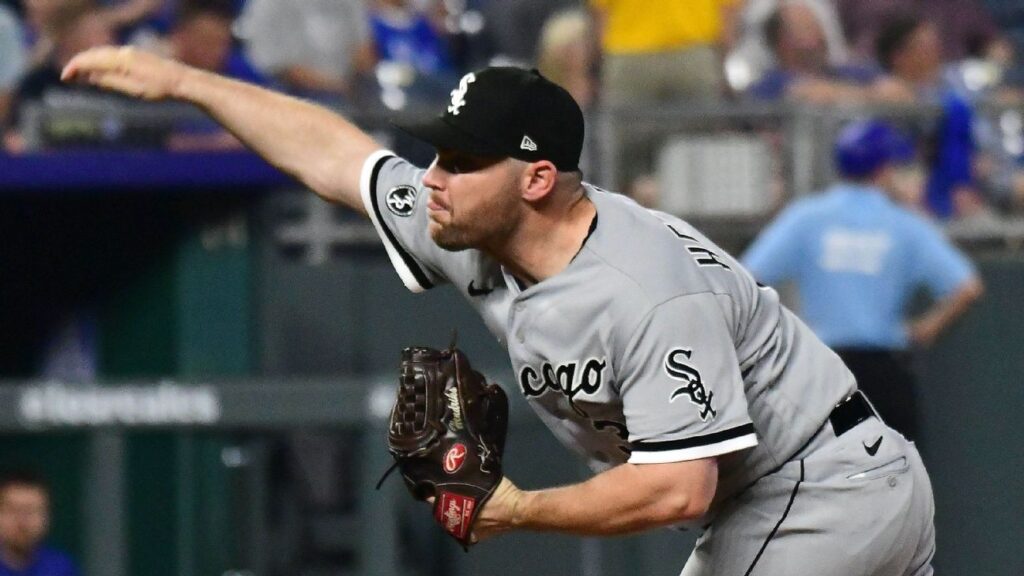 White Sox’s Hendriks to start cancer treatment