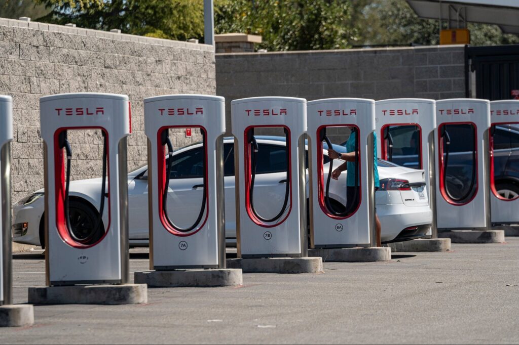 Tesla’s Charging Stations Will Be Available to All EVs by 2024