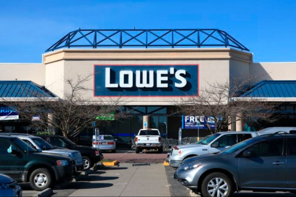 Viral TikTok Video of Lowe’s Employee Screaming for Help Leads to Resignation