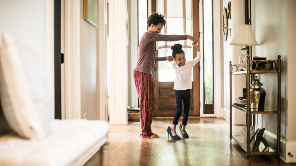 12 Ways to Take Your Entryway to the Next Level: Shop Welcome Mats, Vases, Accent Tables and More