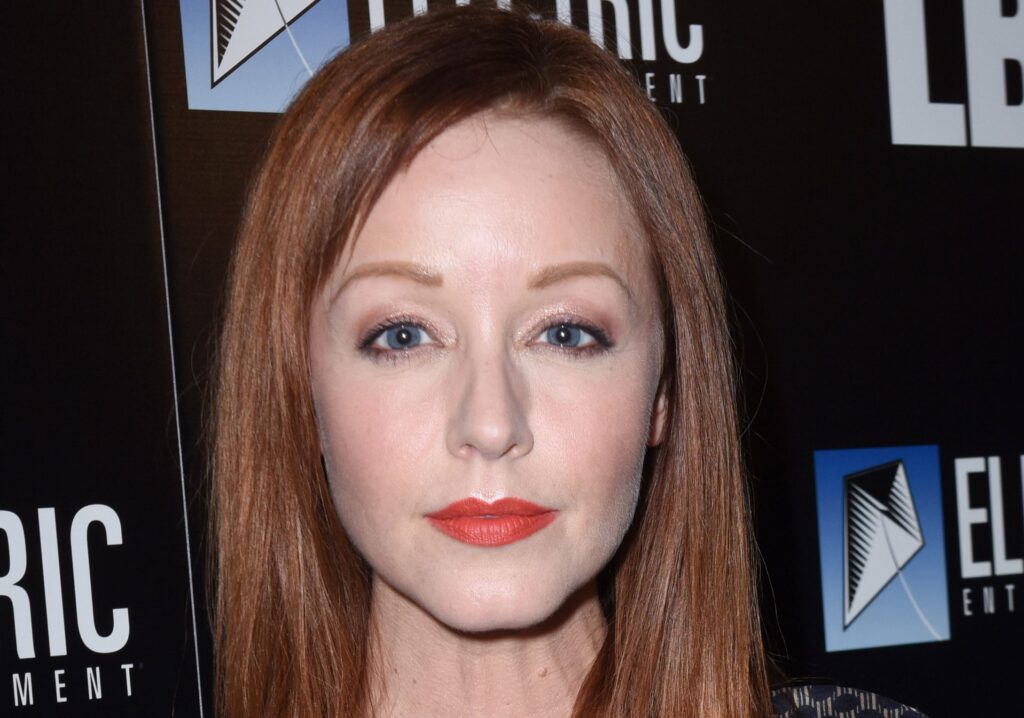 ‘The Librarians’ Alum Lindy Booth Joins Sam Esmail’s ‘Metropolis’ Series at Apple