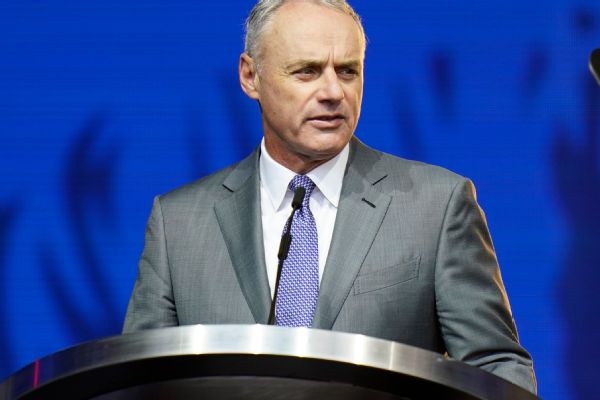 Manfred: MLB has broadcast plan if DSG bankrupt