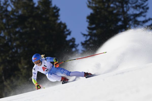 Shiffrin settles for silver in super-G at worlds