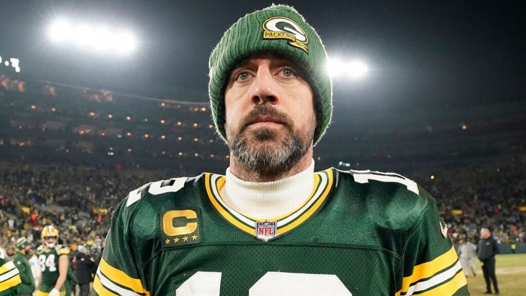 Inside the Hobbit-like structure where Aaron Rodgers went to recharge