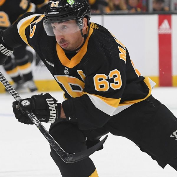 Marchand: ‘Nobody cares’ about records on Bruins