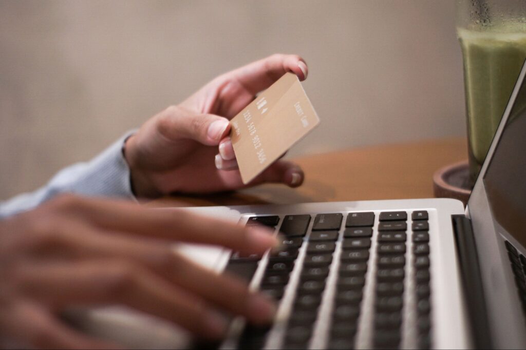 How to Choose a Credit Card for Your Startup