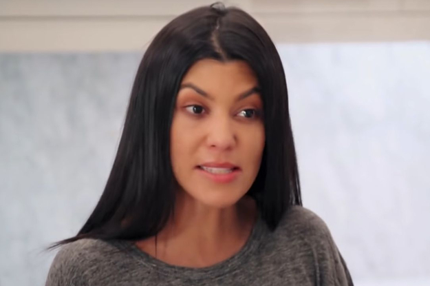 People Think Kourtney Kardashian Crossed A Line Waaay Too Far After She Posted This Photo Of Food In The Bathroom