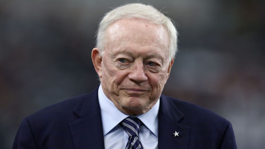 Woman files defamation suit against Jerry Jones