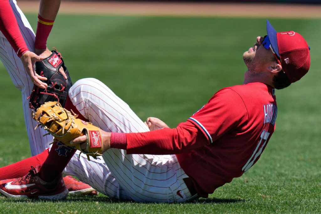 Hoskins likely to miss season, to get 2nd opinion