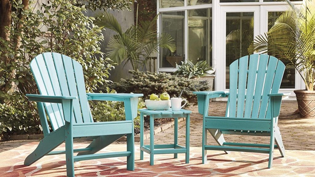 The 17 Best Patio Furniture Deals Under $200 — Fire Pits, Dining Sets, Decor, Rugs & More