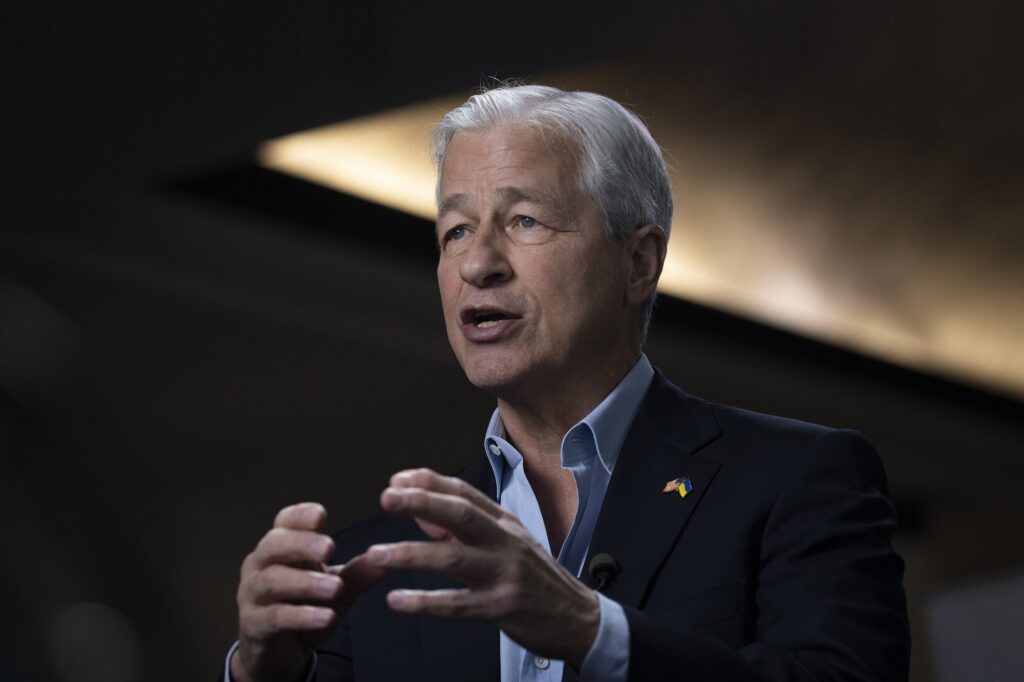 Why Jamie Dimon’s Resistance to Flexible Work Spells Trouble for JPMorgan