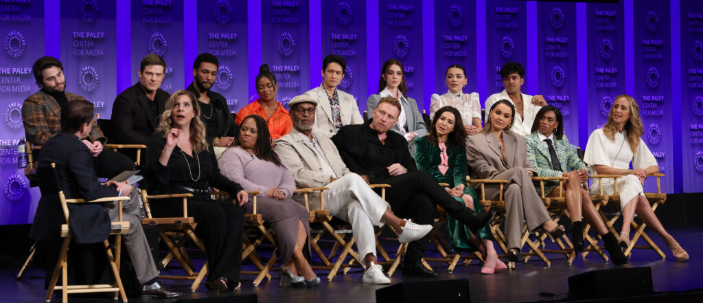 ‘Grey’s Anatomy’ Cast, Showrunner Talk Season 19 Relationships, New Intern Class