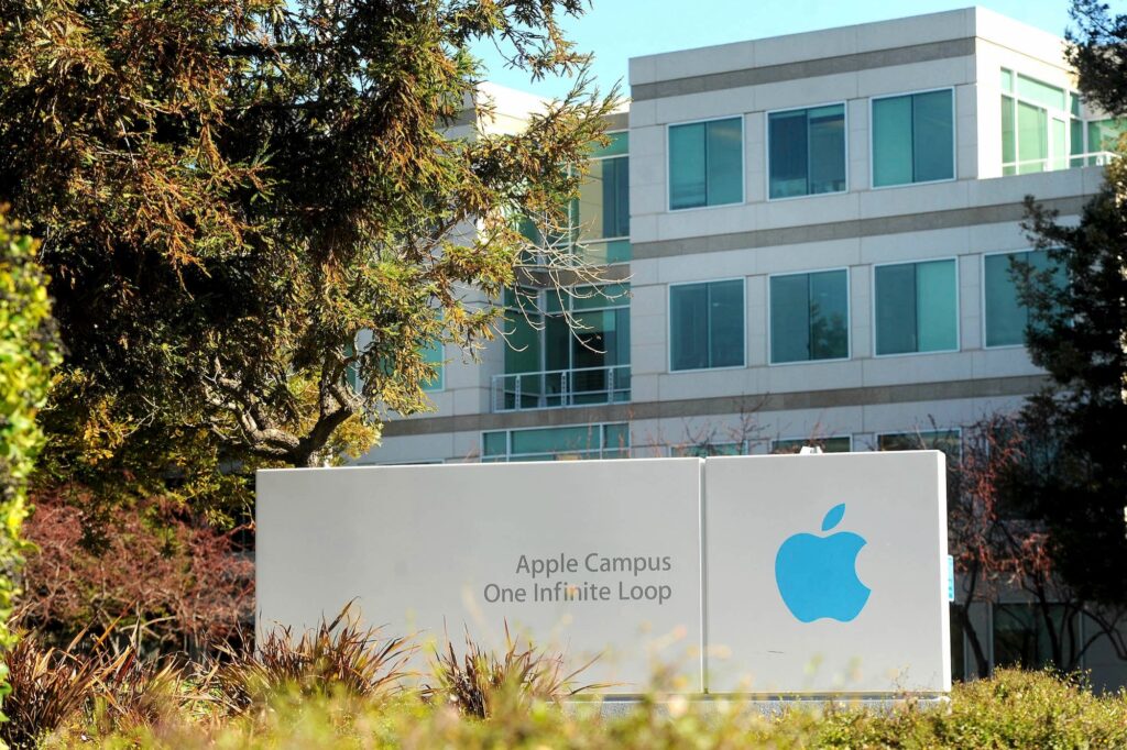 Apple Tells Employees Not to Use ChatGPT Due to Data Leak Concerns