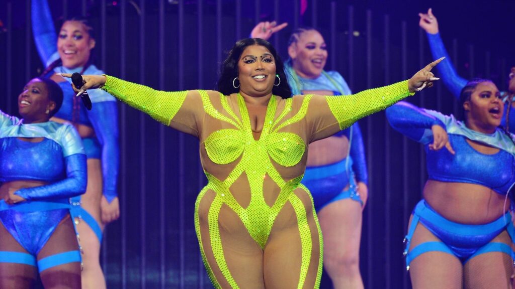 Lizzo Shares Candid Message About Losing Weight Without ‘Trying to Escape Fatness’