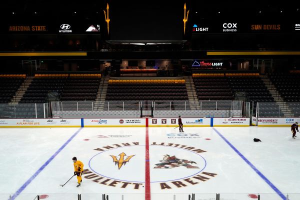 NHL: Coyotes to play at ASU despite no vote