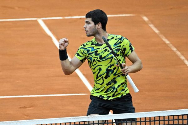 Alcaraz clinches No. 1 ranking with win in Rome