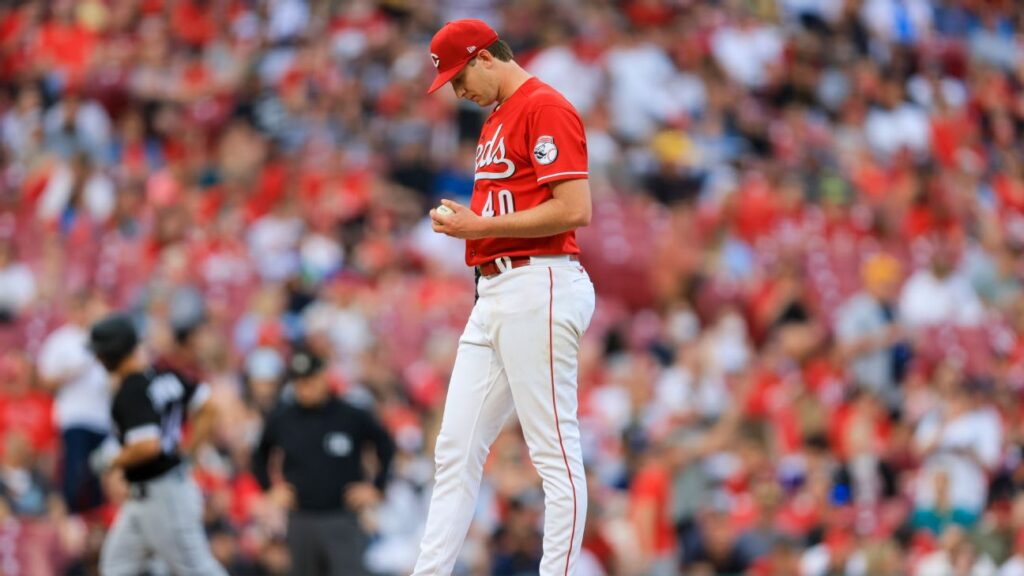 Reds’ Lodolo out indefinitely with injury to tibia