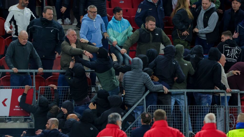 West Ham players’ families attacked by AZ fans