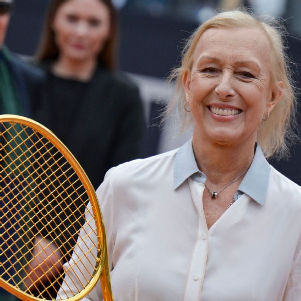 Navratilova doing ‘OK’ after throat, breast cancer