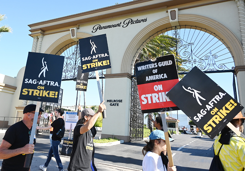 SAG-AFTRA Members Picket in High Heat to Show Solidarity and Prove That Strike is ‘Symptom of a Larger Problem’