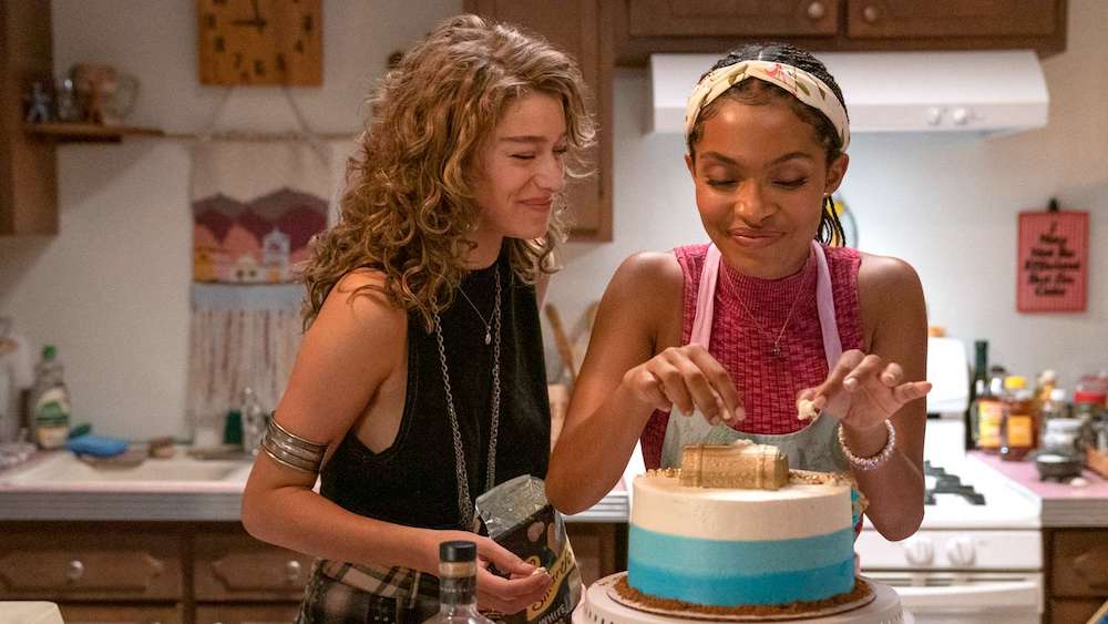 ‘Sitting in Bars With Cake’ Review: A Lumpy Friendship Tale With a Bittersweet Bite