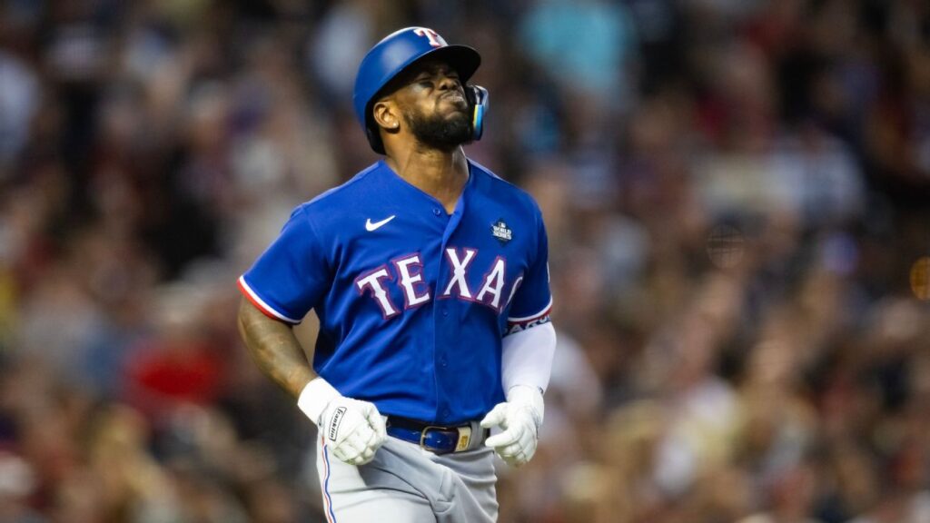 Garcia not in Rangers lineup due to oblique strain