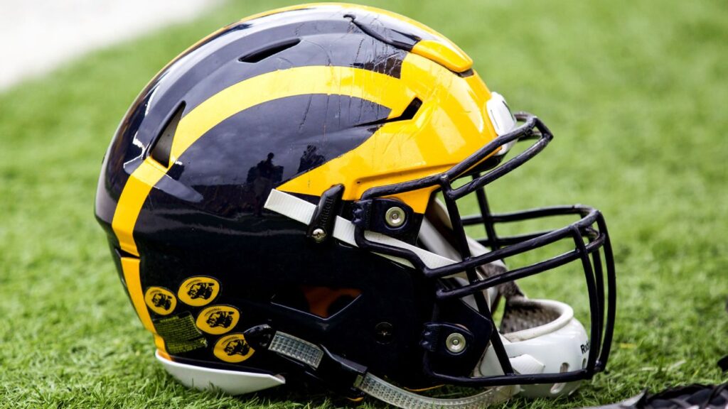 NCAA investigating Wolverines for sign-stealing