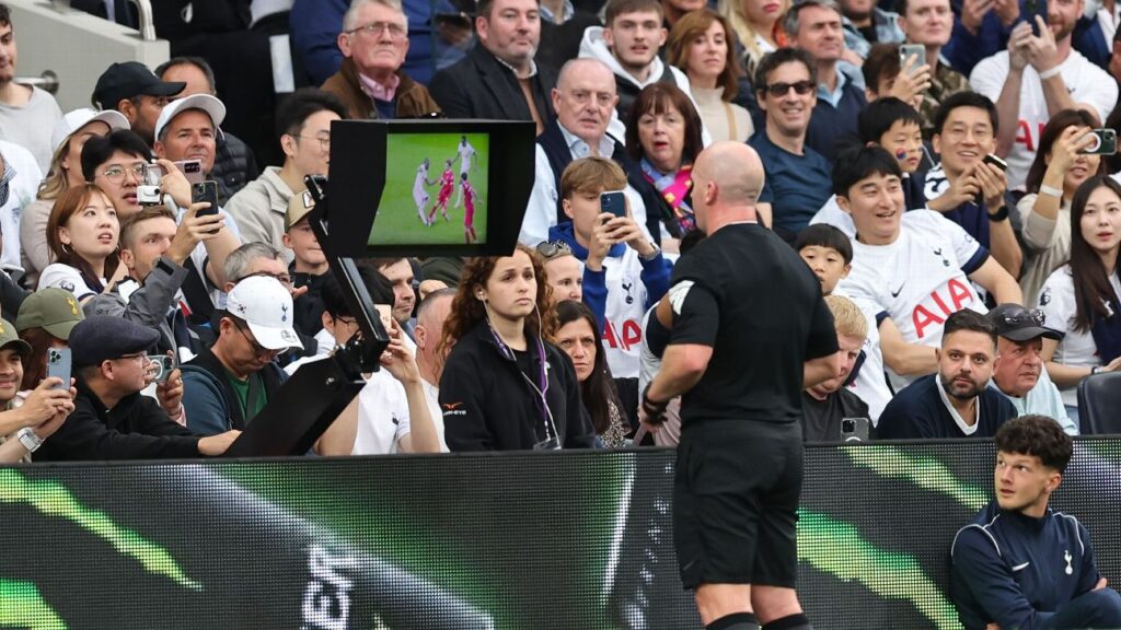 Ground control to refs: Pilots help navigate VAR