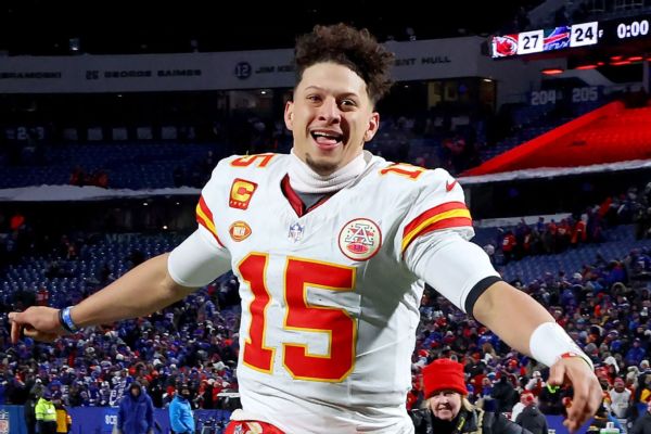Mahomes relished road challenge in win over Bills