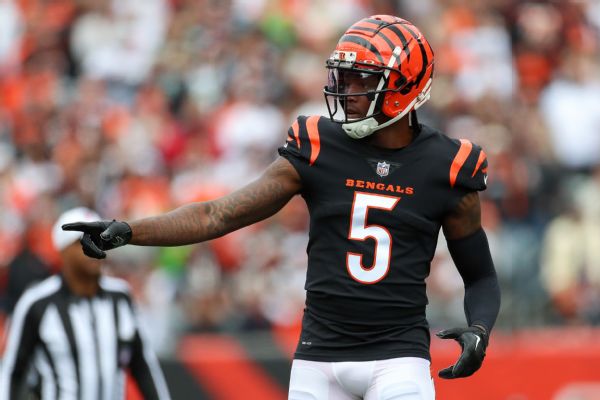 Sources: Bengals WR Higgins requests trade