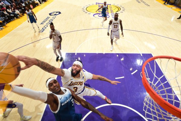 AD posts historic line as Lakers ‘hitting our stride’