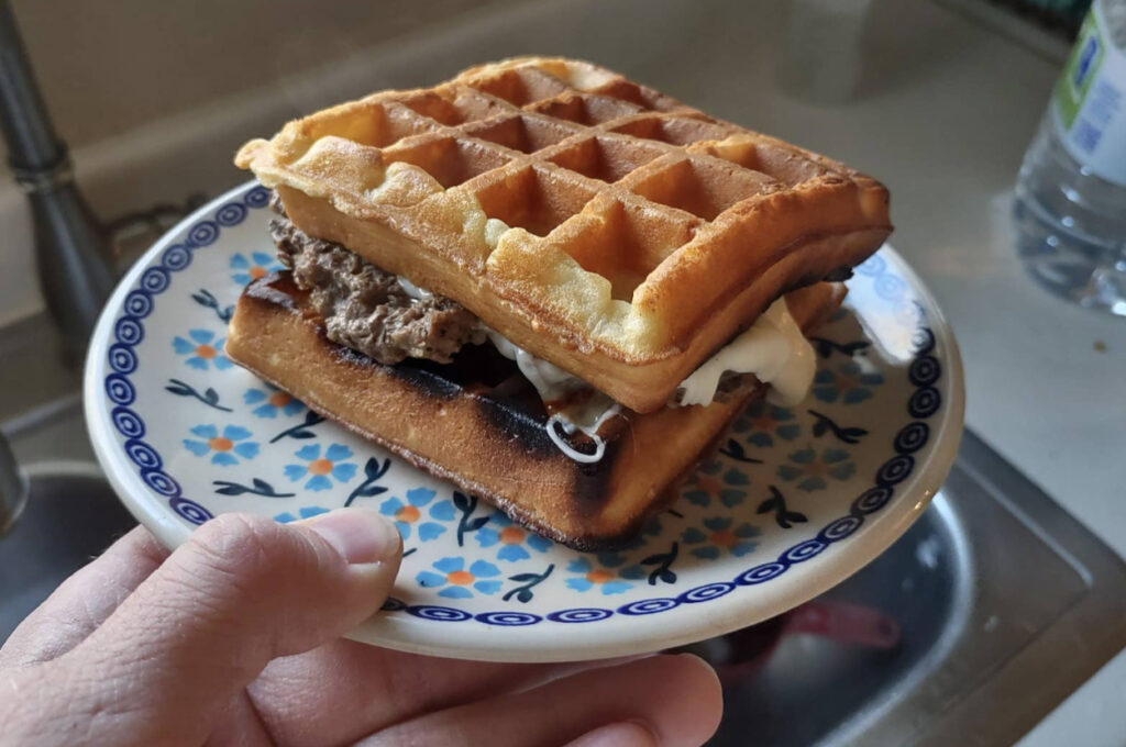 33 Surprisingly Delicious “Secret Meals” People Love To Eat When They Get A Moment Alone