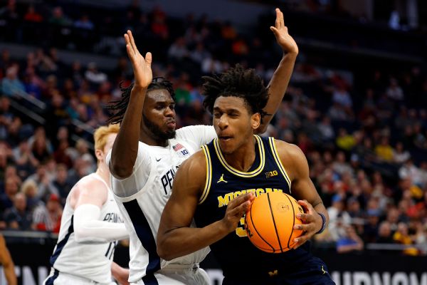 Ex-Michigan center Reed Jr. transferring to UConn