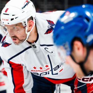 ‘Struggling’ Ovechkin still pointless, Caps trail 2-0