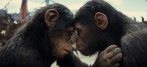 The ‘Kingdom of the Planet of the Apes’ Cast Can’t Stop Greeting Each Other as Primates: ‘That Is Never Going to Go Away’