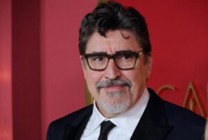 Alfred Molina Fights Tears Saying ‘I Did Disappoint My Dad’ by Being an Actor and Rejecting Higher-Paying Job: ‘He Stared at Me Like He Didn’t Recognize Me’