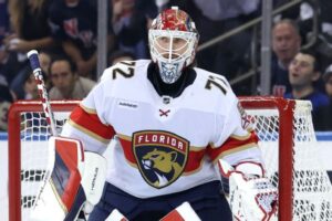 Bobrovsky, Panthers stifle Rangers for Game 1 win