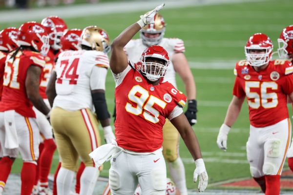 Unlike Kelce, Chiefs’ Jones not talking retirement