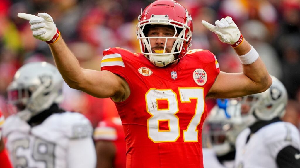 Chiefs’ Kelce says he’ll play until ‘wheels fall off’