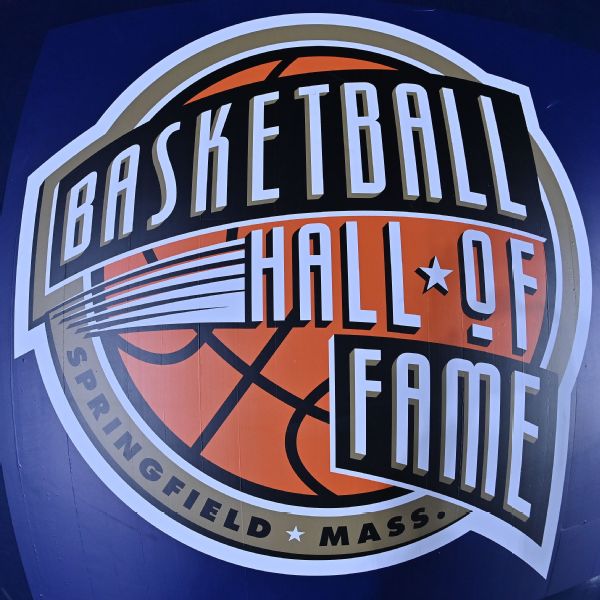 Basketball HOF forward Walker dies at age of 84