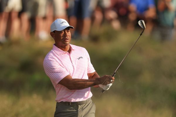 Tiger shoots 4-over after rough round with irons