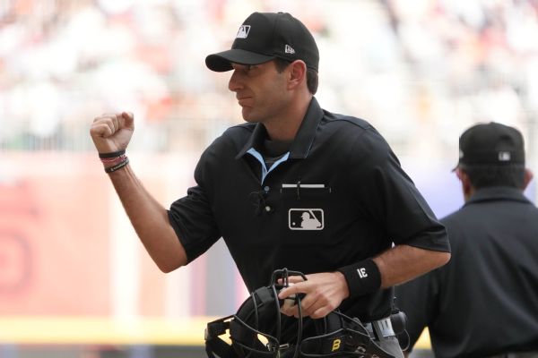 Sources: MLB ump punished for gambling violation