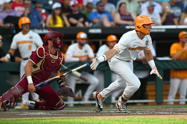 Vols plate 4 in 9th, stun Seminoles on walk-off hit